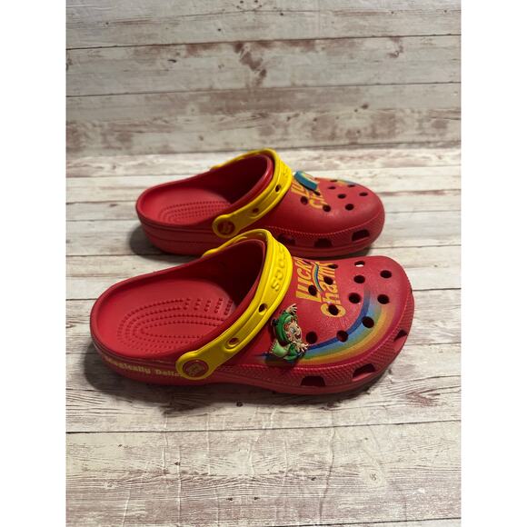 Crocs Classic Lucky Charms Limited Edition Clogs Men's 5 Women's 7 Red Jibbitz - Picture 2 of 7